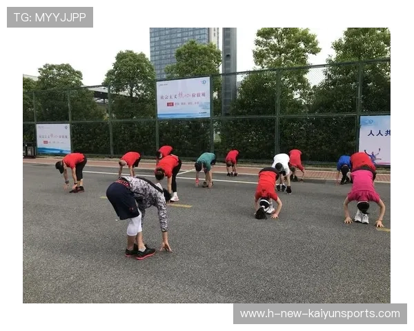 琑员如何通过体能与恢复管理缩短伤后回归周期，如何做体能恢复训练